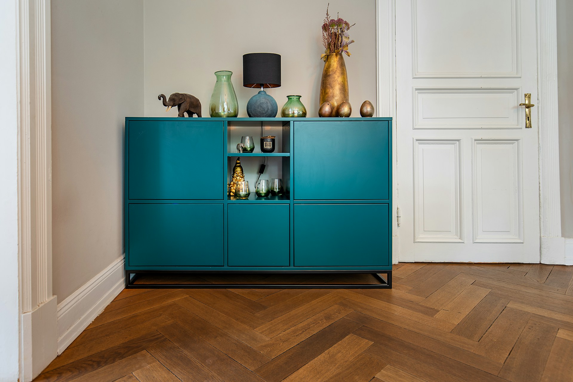 Essential Tips for Preserving the Beauty of Your Cabinets